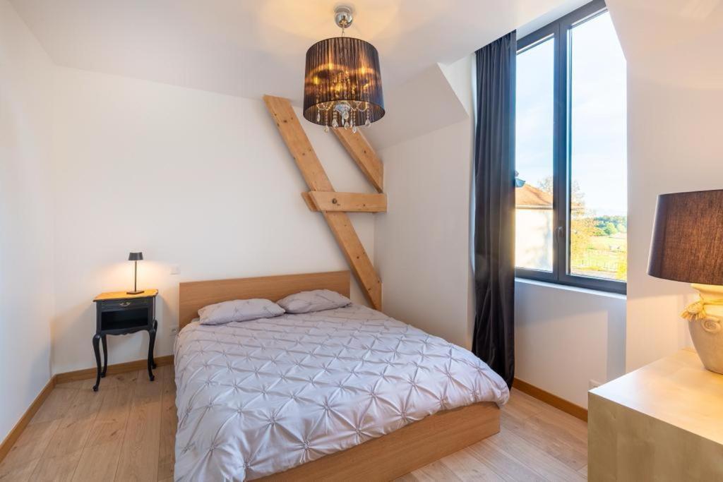Chambres Au Chateau Du Mouillat Saint-Clair-de-la-Tour Ngoại thất bức ảnh